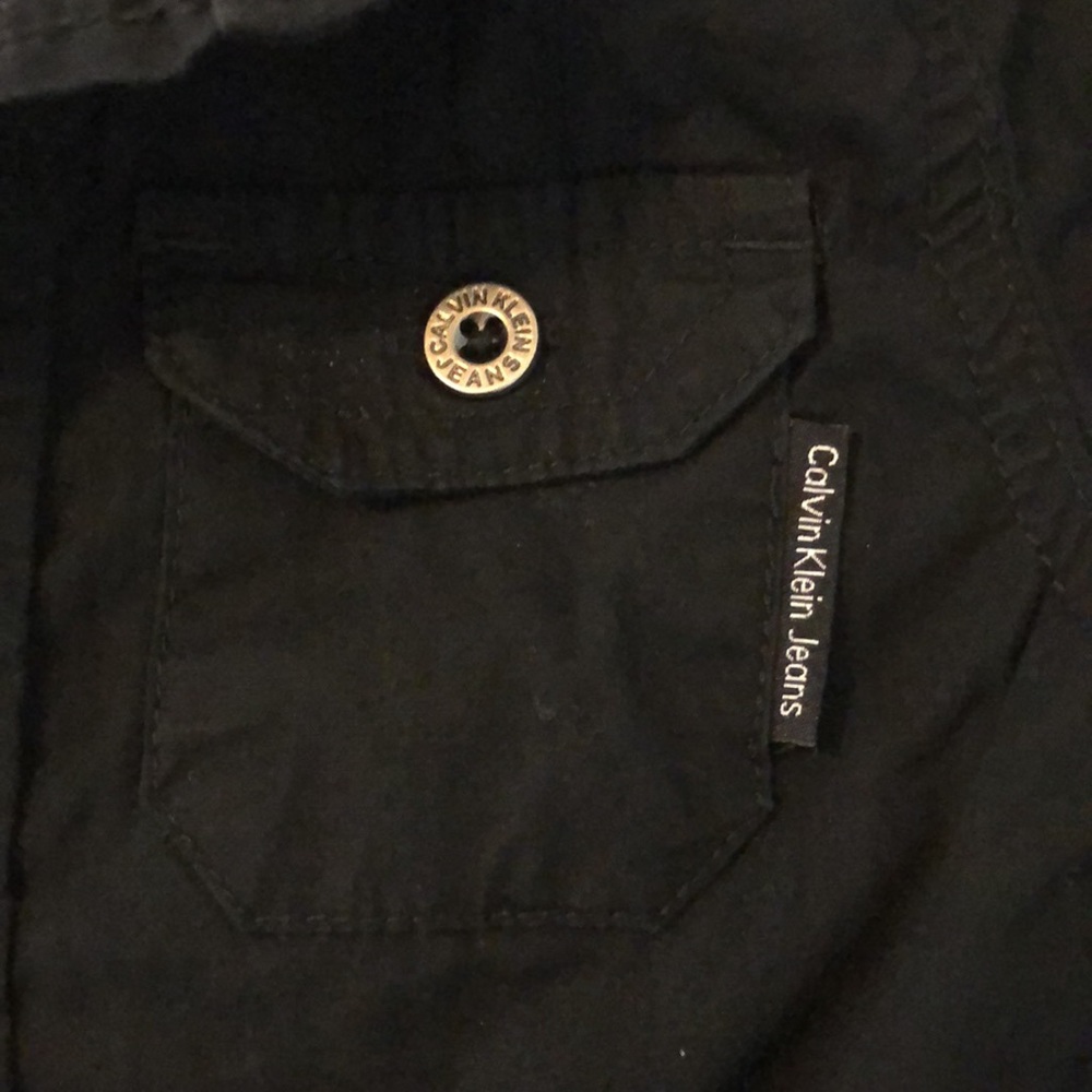 Baby button up collared Long sleeve shirt in black like new - Picture 2 of 4